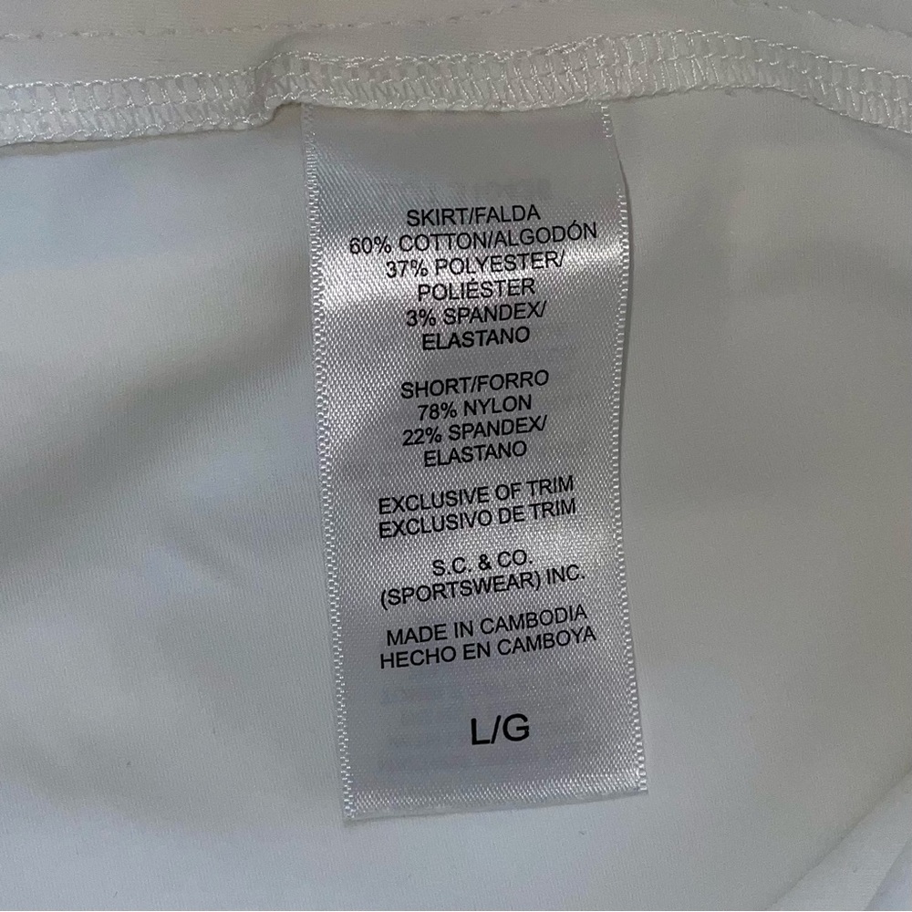 S. C. & Co. White Mini Skirt with Shorts Underneath Size L Front & Back Pockets - Picture 4 of 11